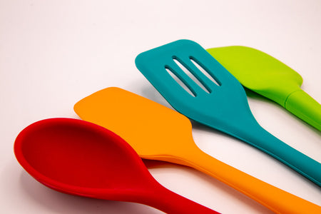 The Dirty Truth About Plastic Cookware